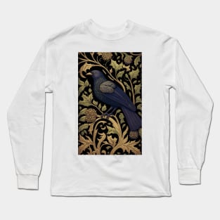 Blackbird in tree Long Sleeve T-Shirt